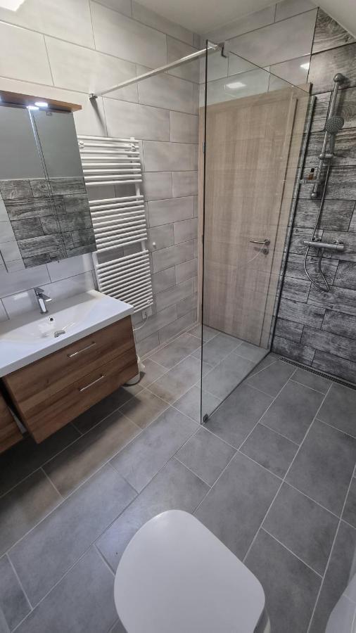 Apartma Kaan Zaga エクステリア 写真