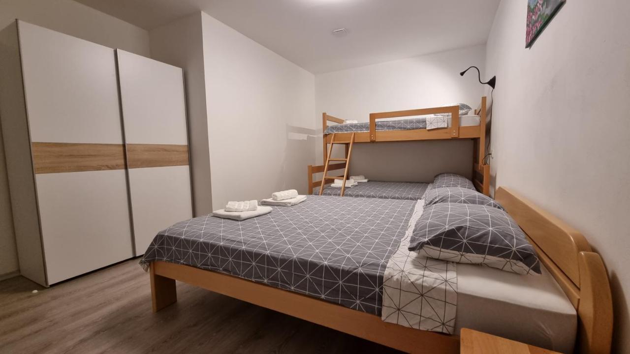 Apartma Kaan Zaga エクステリア 写真